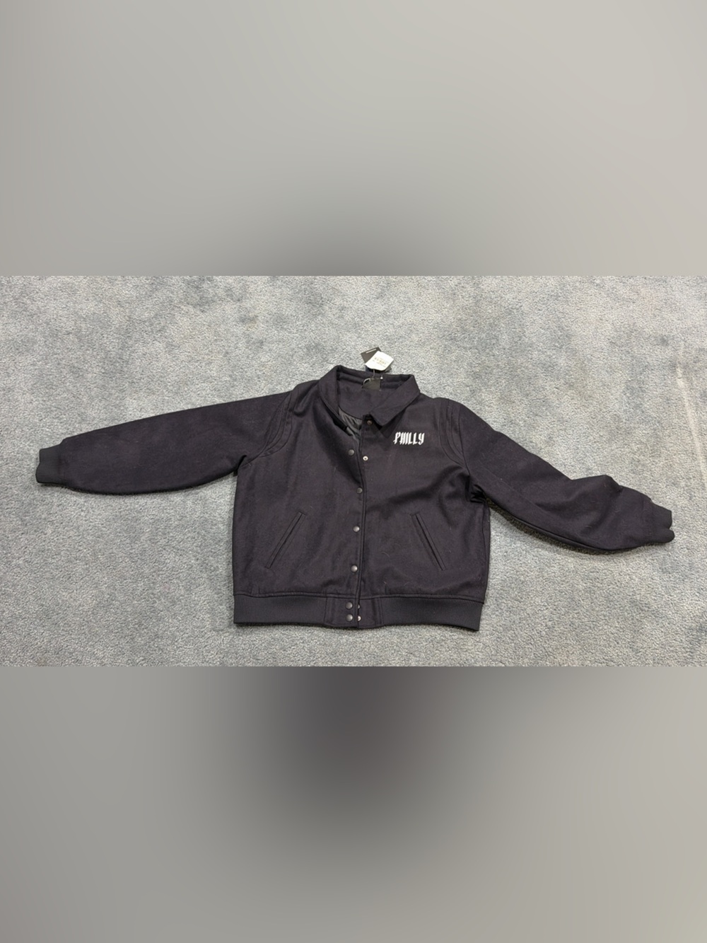 New Era Jacket with Light Blue & White Philadelphia Phillies City Connect - Picture 3 of 5